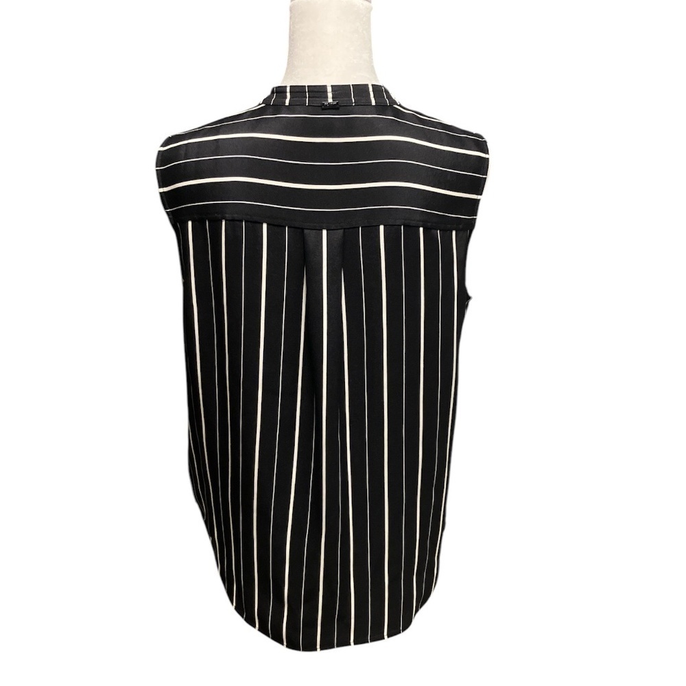St. John Tops | St. John Silk Sleeveless Striped Crew Neck Blouse Size small - Picture 2 of 4